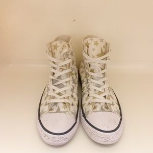 [356838C] Converse Chuck Taylor All Star Hi Size 3